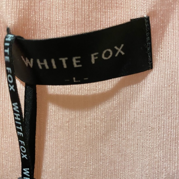 Women’s White Fox top. Size large. Worn one time. - Picture 7 of 8